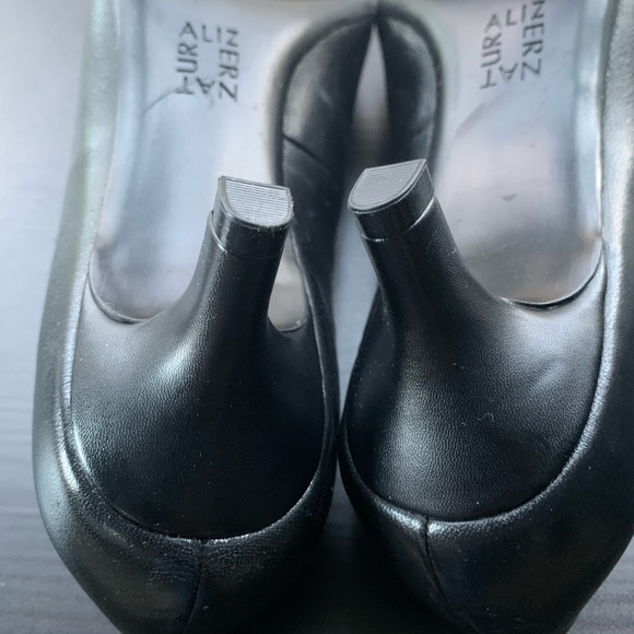 Naturalizer Black Kitten Pumps Women - Picture 9 of 12